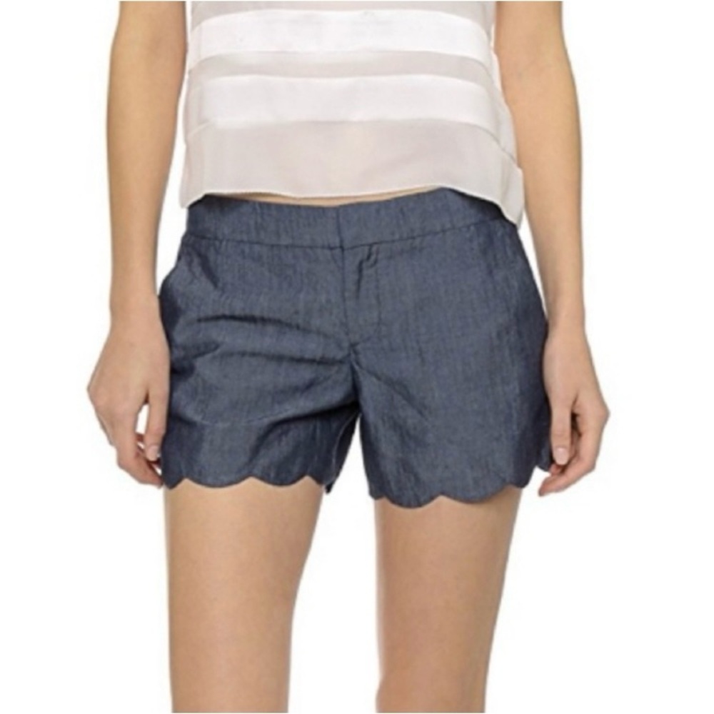 CLUB MONACO Amber Dark Blue Chambray Scalloped Shorts Size 2, $108